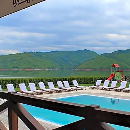 Rocca فندق 3*